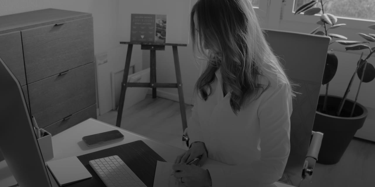 Choosing the Legal Structure: Limited Liability Company (LLC) in Switzerland